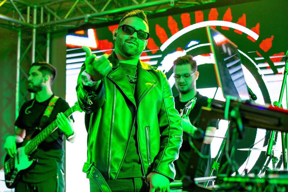 911 Reggaeton, Música
