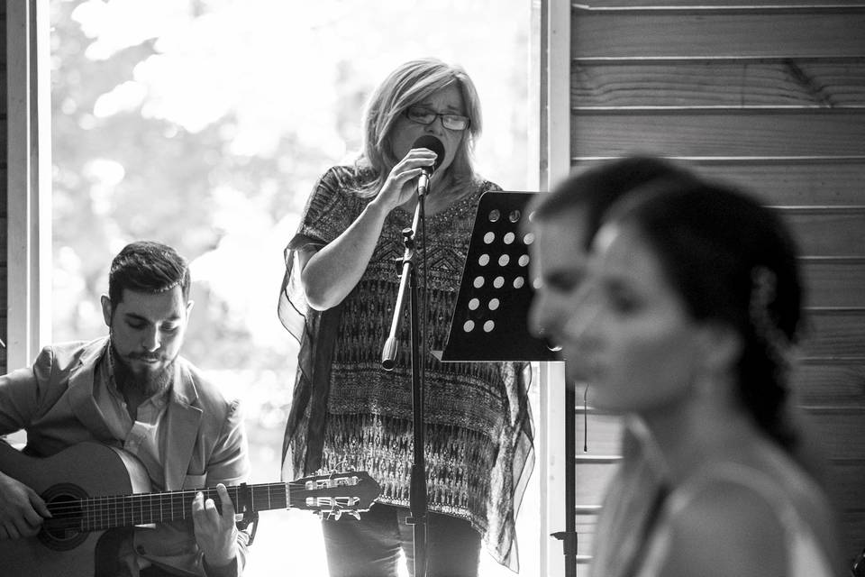Acústico Ensamble