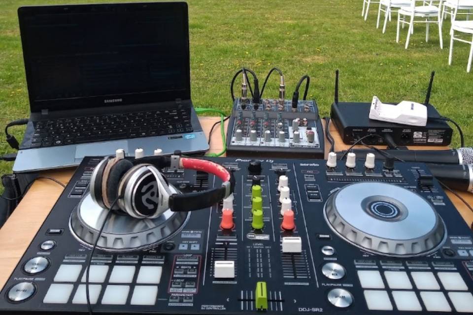 Aguilar Producciones, Música
