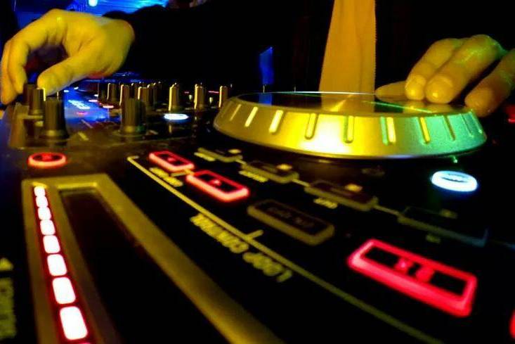 Alcon Amplificación y Eventos, Música