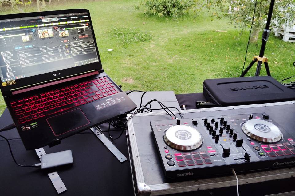 Anli Eventos, Música