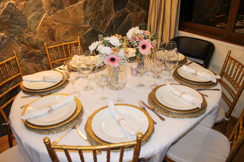 Araceli Silva Producciones y Eventos Eirl, Banquetería