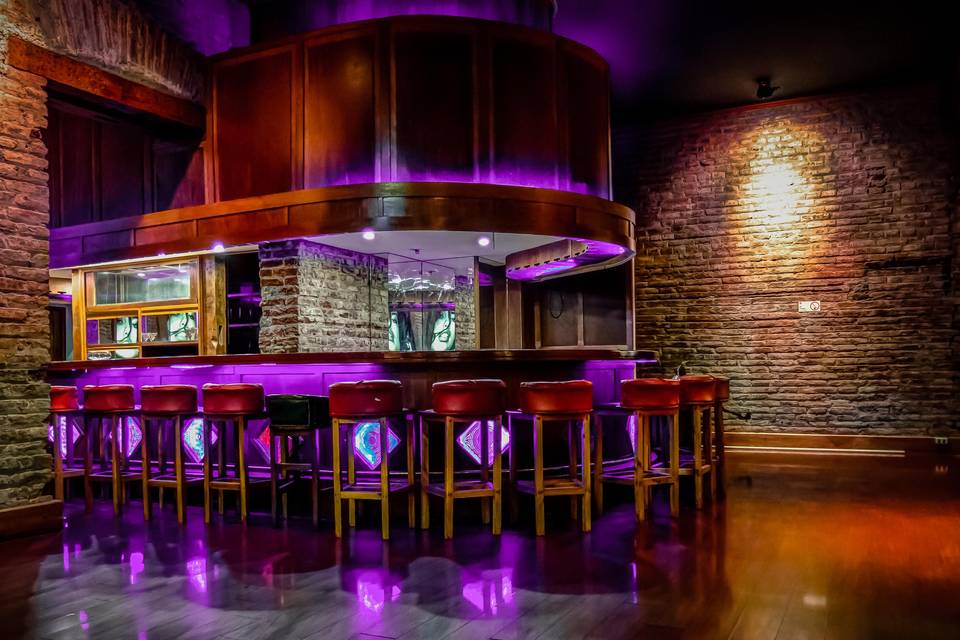 Ático, Centros de Eventos