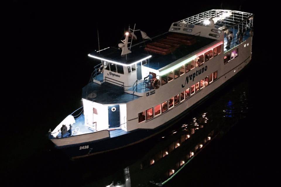 Barco Neptuno, Centros de Eventos