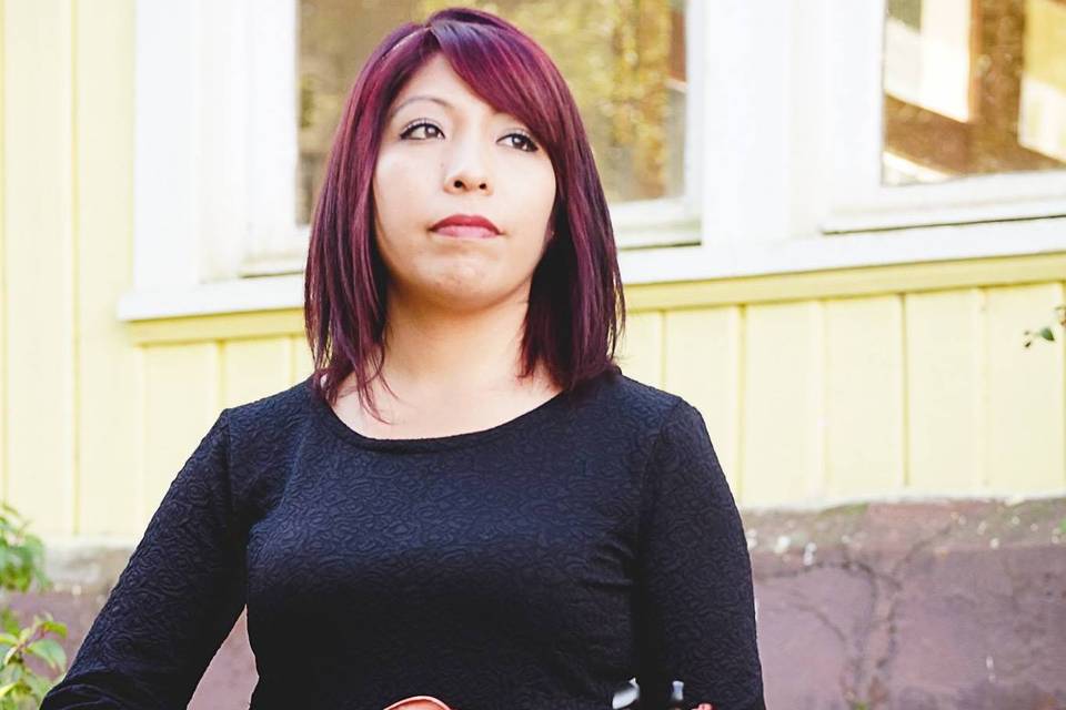 Beth Célica Violín & Canciones, Música