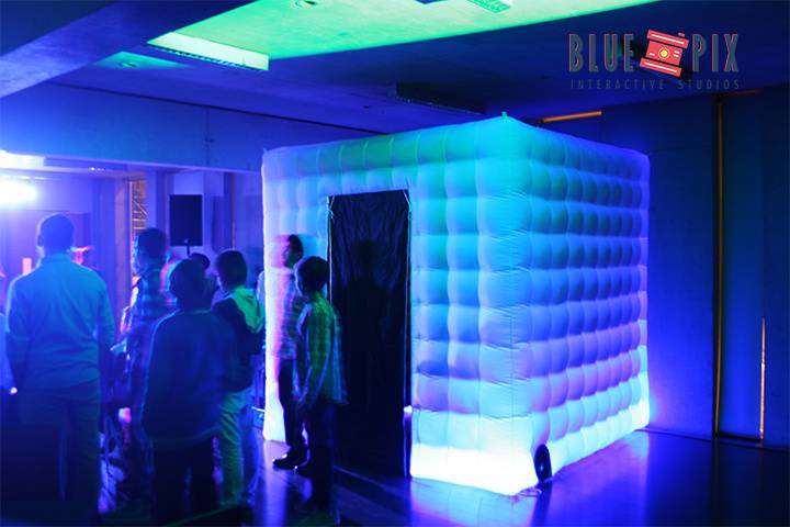 Blue Pix, Recuerdos