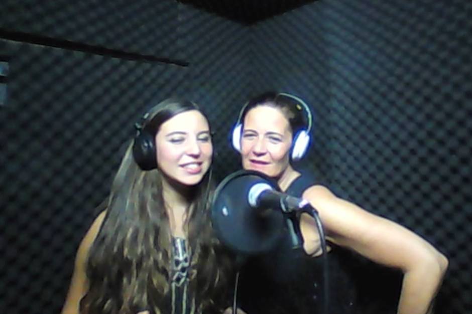 Cabina Karaone, Animación