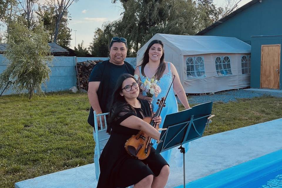 Camibach, Música