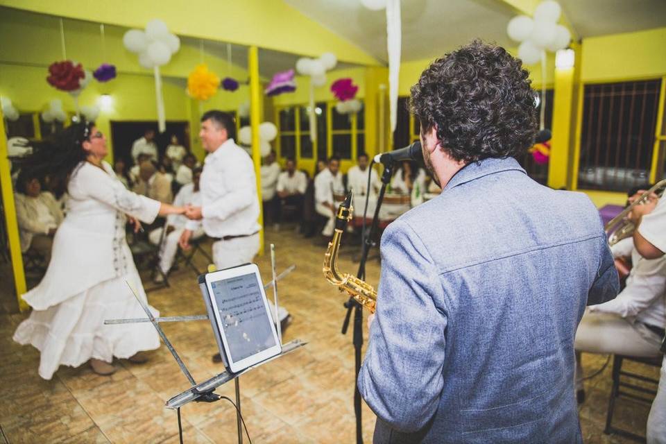 Carlos Cabrera, Música
