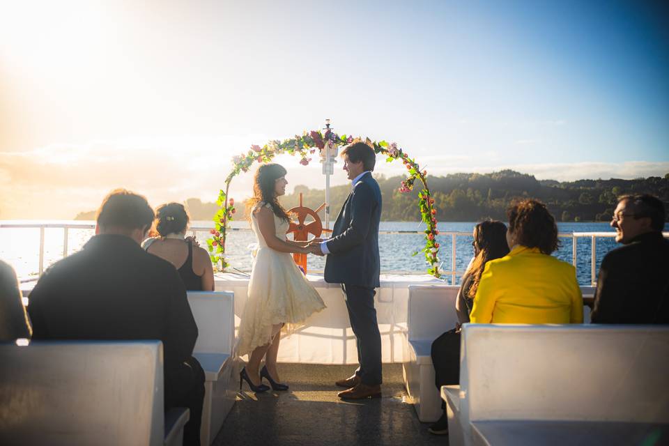 Catamarán Bandurria, Centros de Eventos