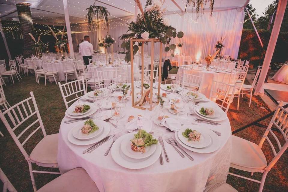 Centro de Eventos Borde Laguna Curauma, Centros de Eventos