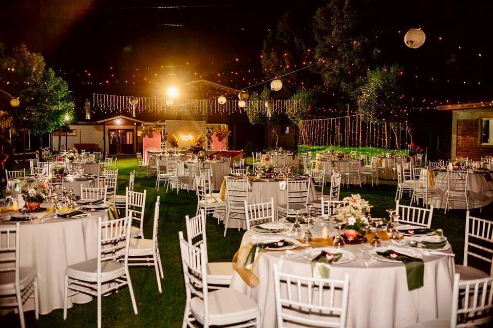 Centro de Eventos Capitán, Centros de Eventos