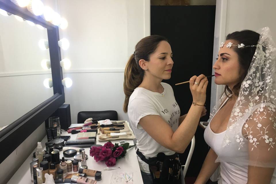 Clau Make Up, Belleza