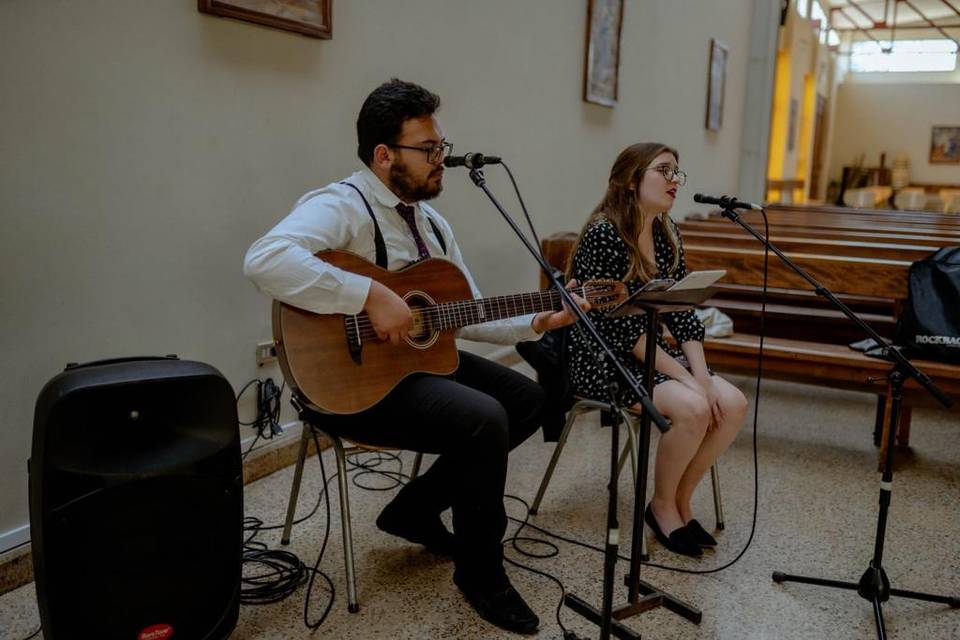 Coro Lazos de Amor, Música