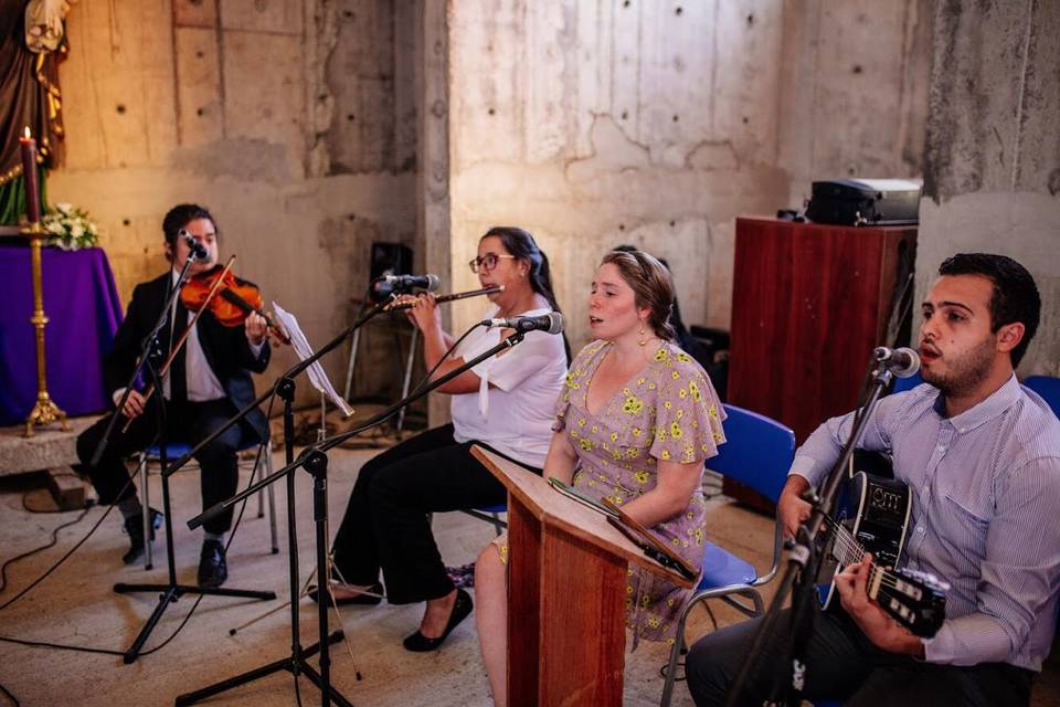 Coro Legare, Música