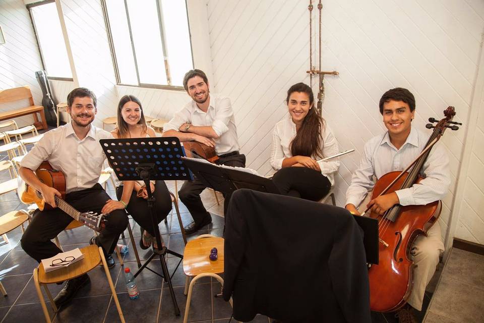 Coro Puerta del Cielo, Música