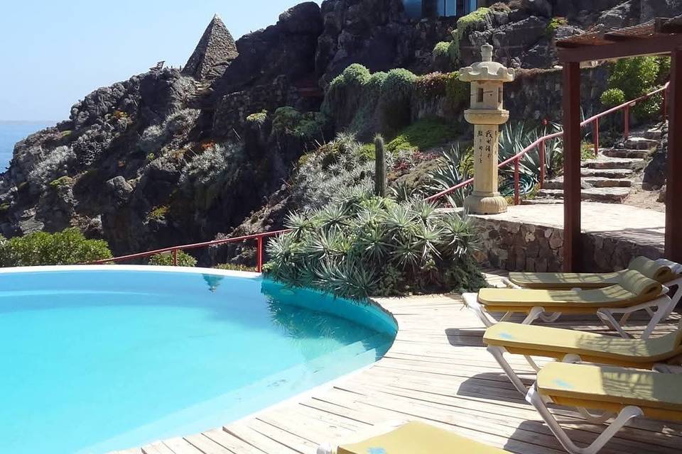 Costa Ensenada Lodge, Centros de Eventos