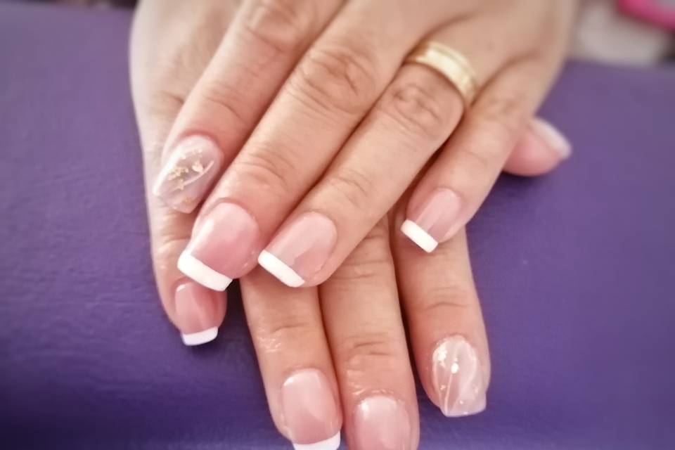 Cote Nailstars, Belleza