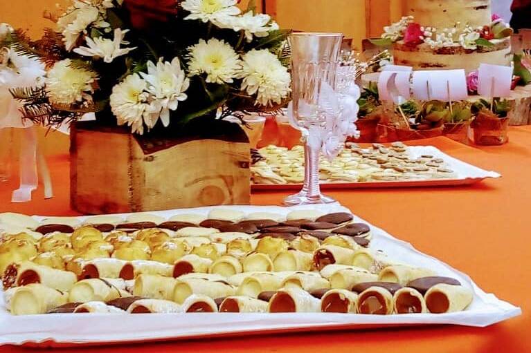 Danangeline, Banquetería