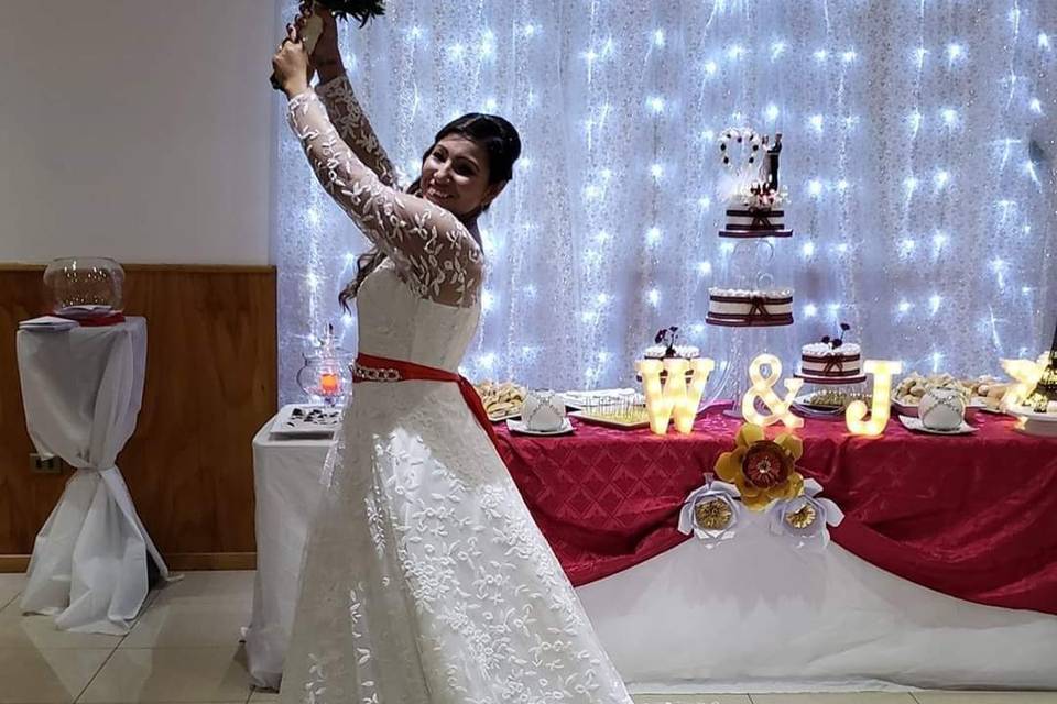 De Nallely Fashion, Tiendas de Novia