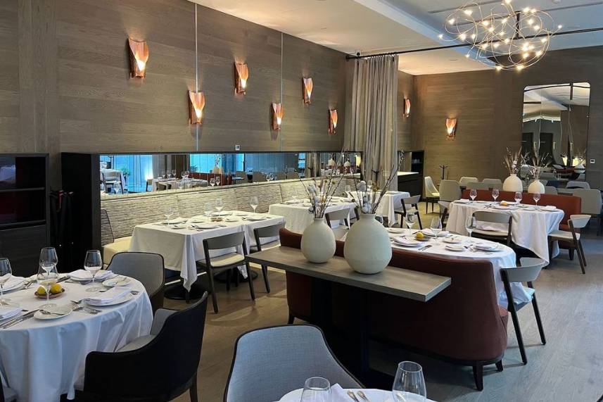 Debaines, Centros de Eventos