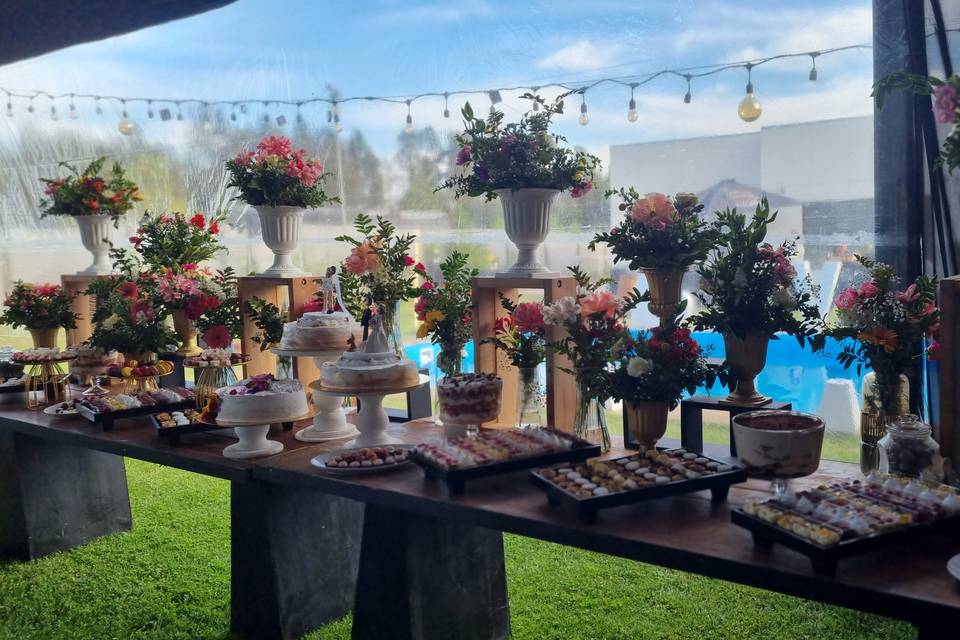Deliks Banquetería, Banquetería