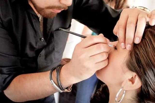 Diego Vega Styling Hair