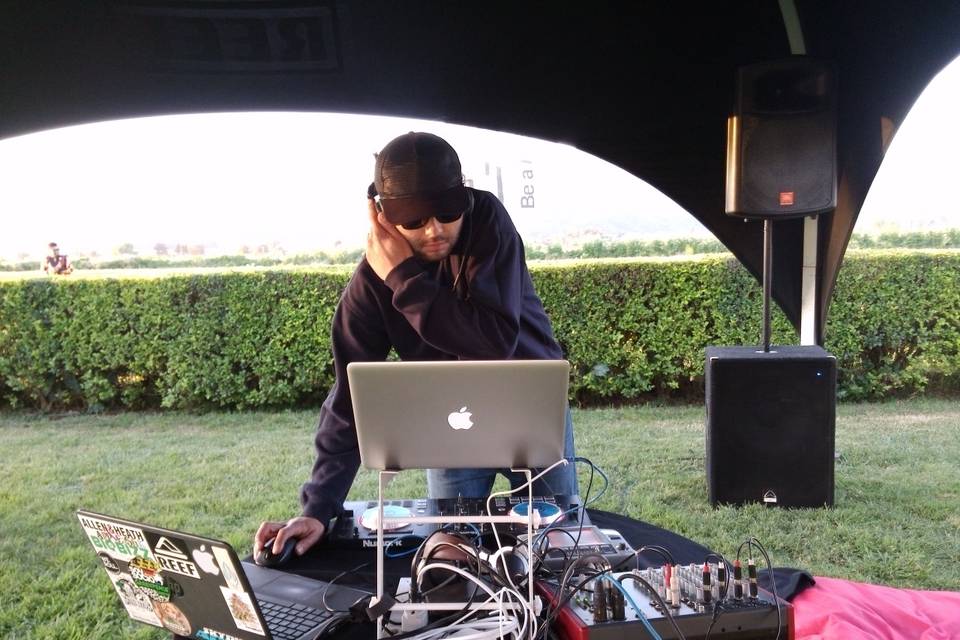 Dj Appleastik, Música
