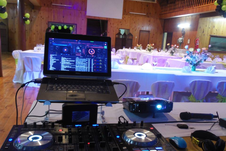 DJ JC Eventos, Música