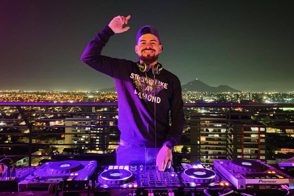 DJ Vegeta, Música