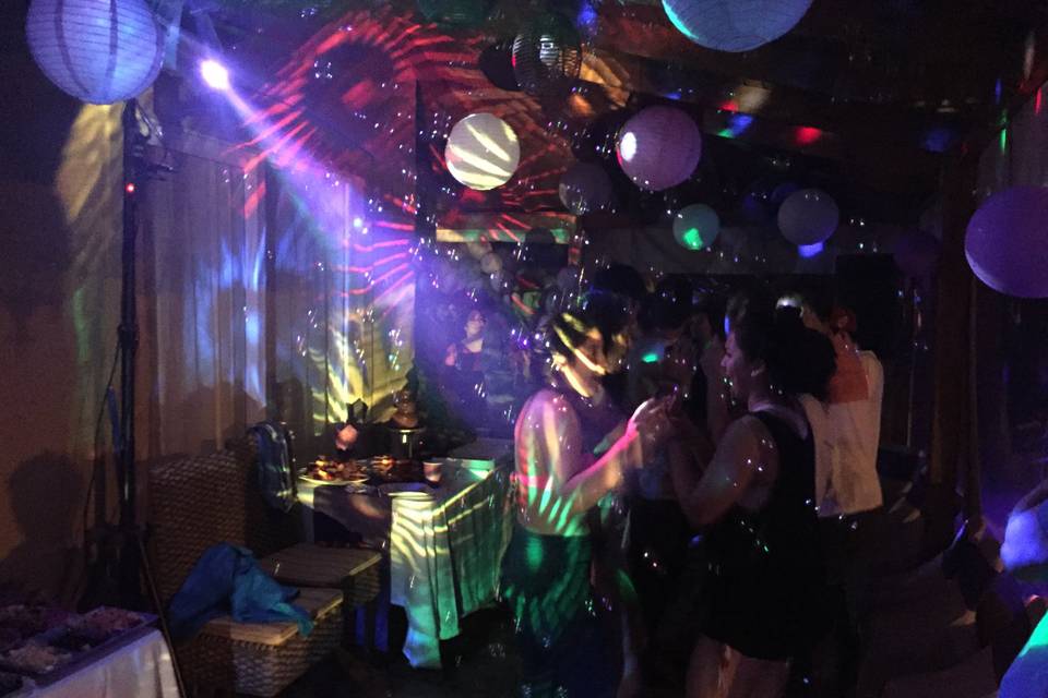 DJparaEventos, Música