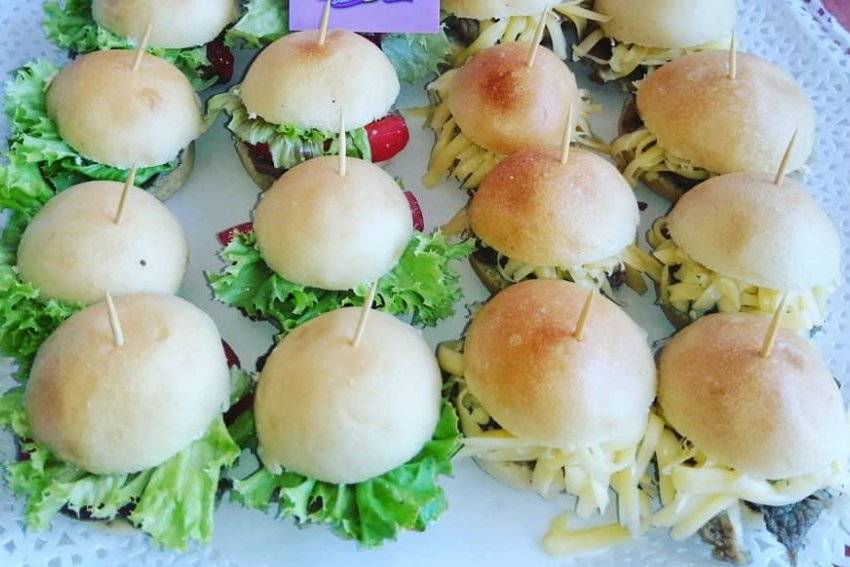 Dulces Pam Cakes, Banquetería