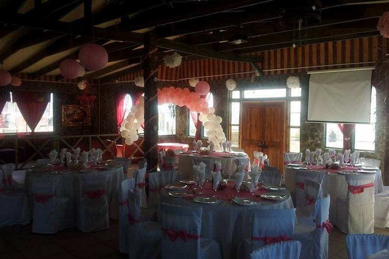 Edén Valentino, Banquetería