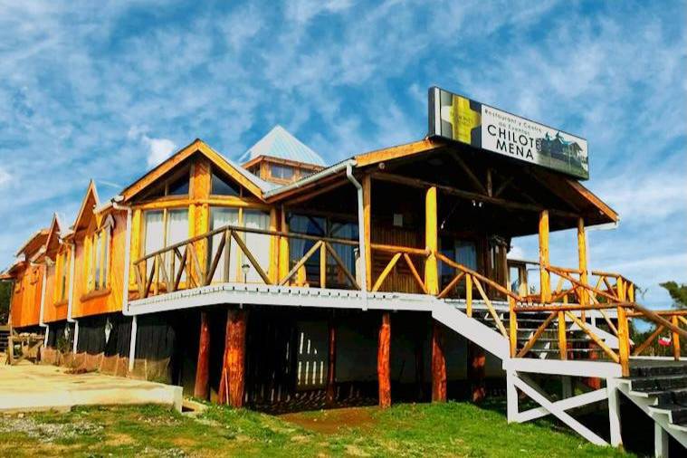 El Chilote Mena, Centros de Eventos