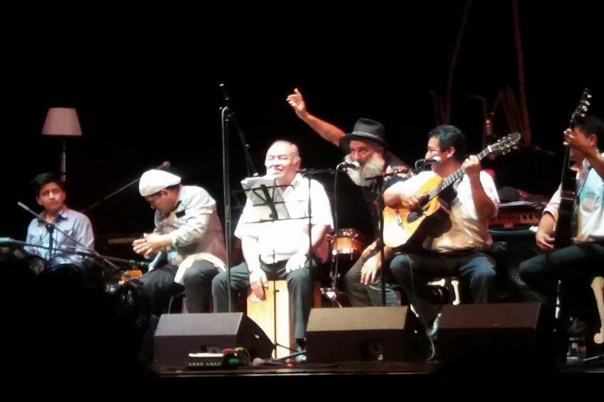 Embajadores Del Perú, Música