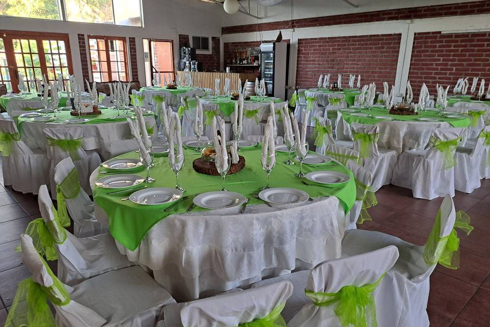 Entre Cerros y Chamantos, Centros de Eventos