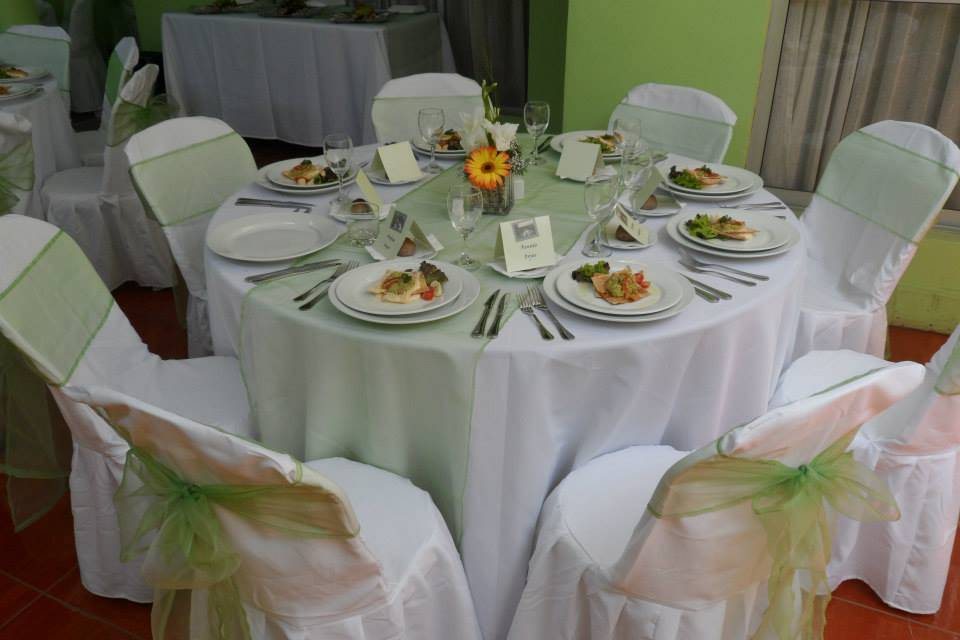 Entremes Vajillas, Decoración