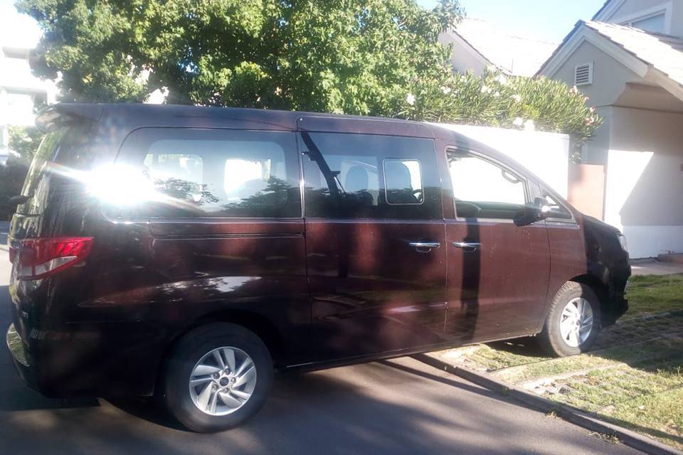 FerniVan, Autos