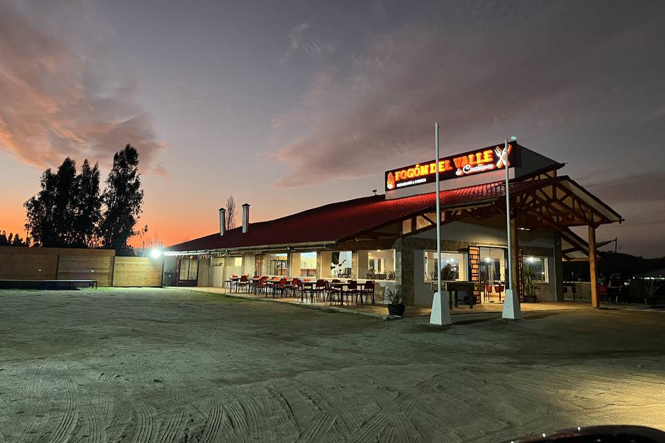 Fogón del valle, Centros de Eventos