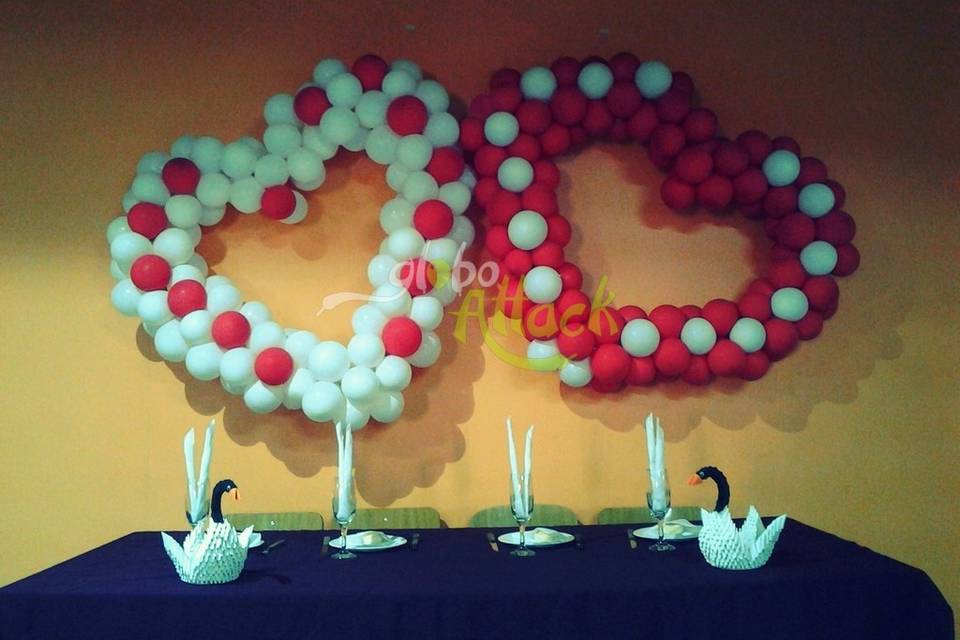 Globo Attack, Decoración