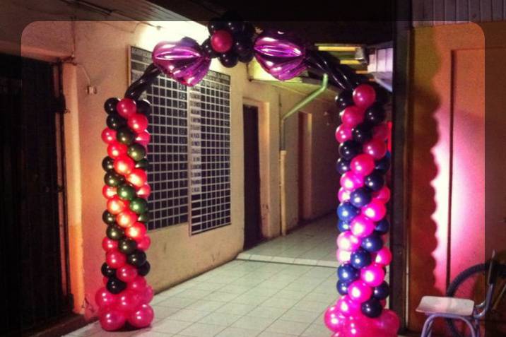 Happy Globos, Decoración