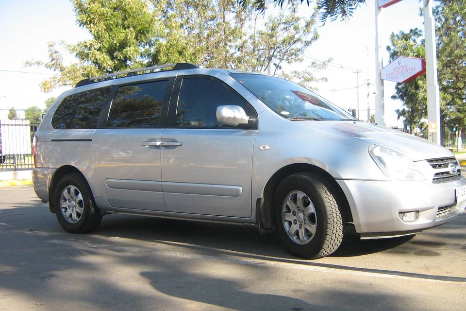 Hervan Tours, Autos