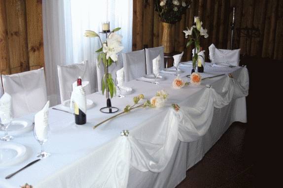 Hostería Claxon, Centros de Eventos
