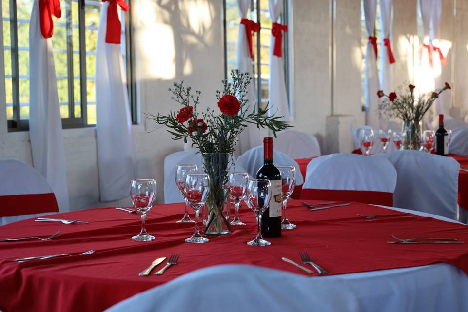 Inostroza Herrera Producciones, Banquetería