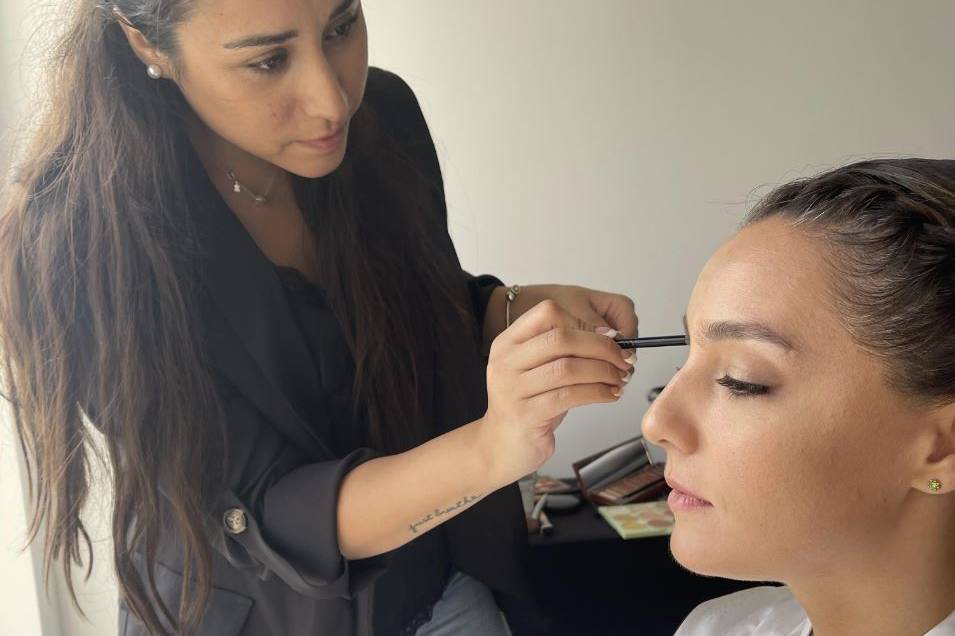 Javi Stuardo Makeup, Belleza