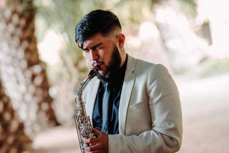 Jeremías Canales - Saxofonista, Música