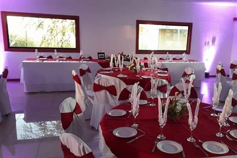 Jocelyn Antiñir, Wedding Planner