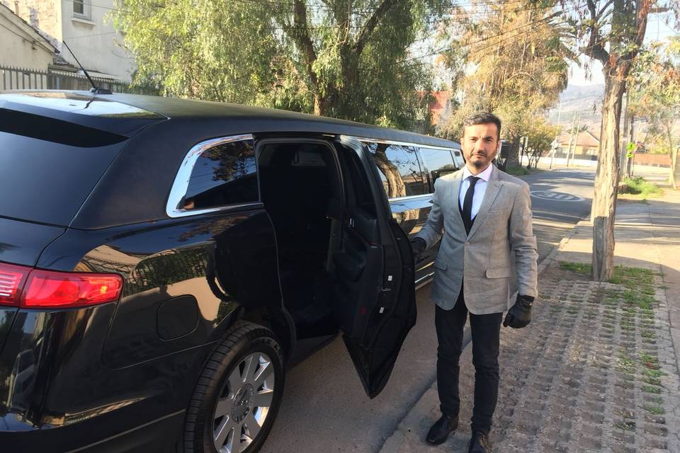 José San Martín - Limusinas, Autos