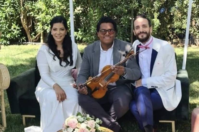 Josef Violín, Música