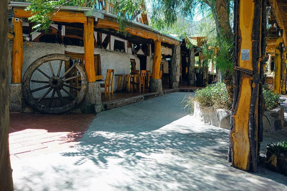 La Calchona, Centros de Eventos